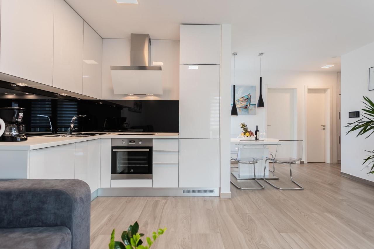 New Modern Apartment "Marjan" ポドストラナ エクステリア 写真