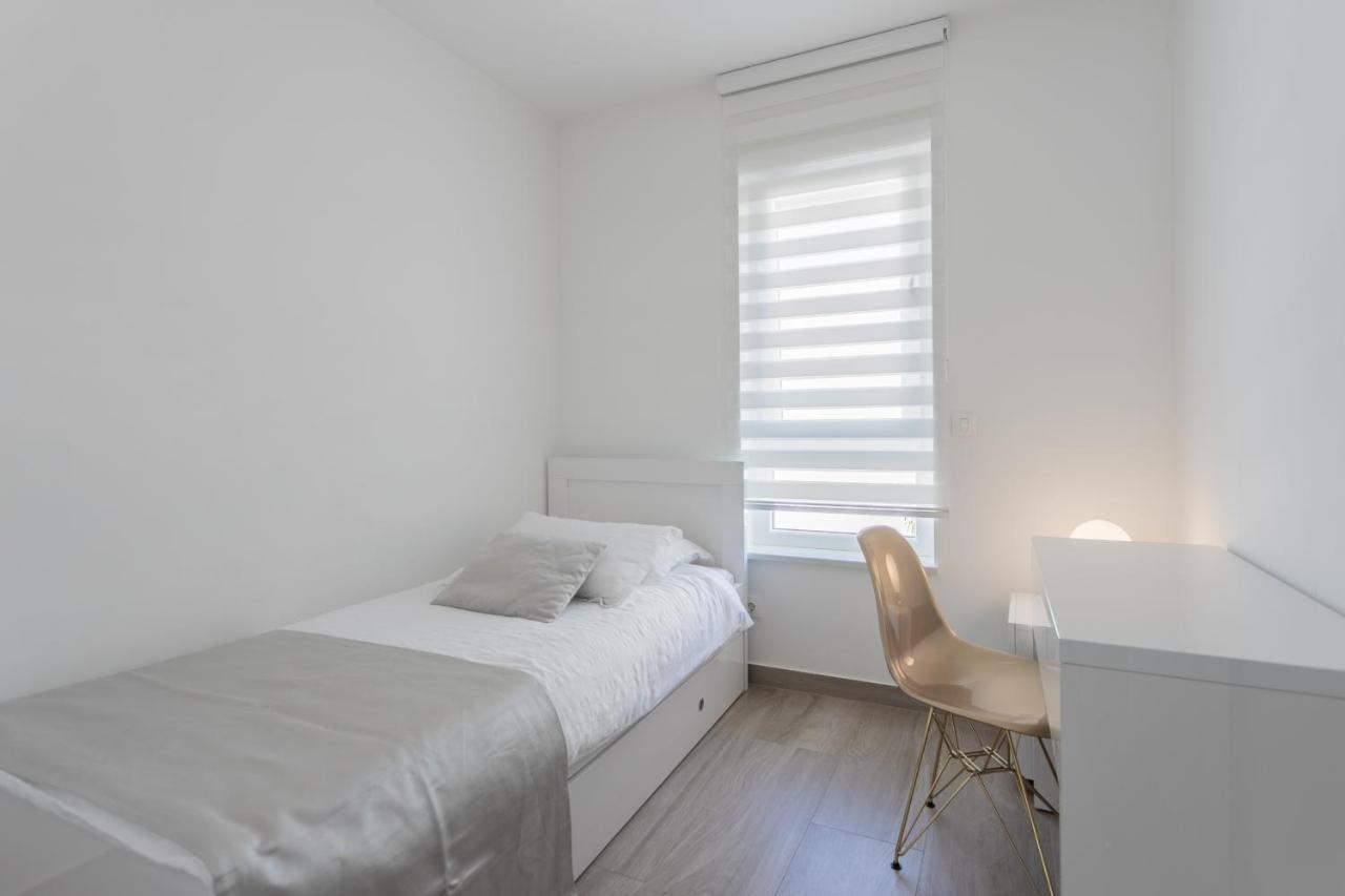 New Modern Apartment "Marjan" ポドストラナ エクステリア 写真