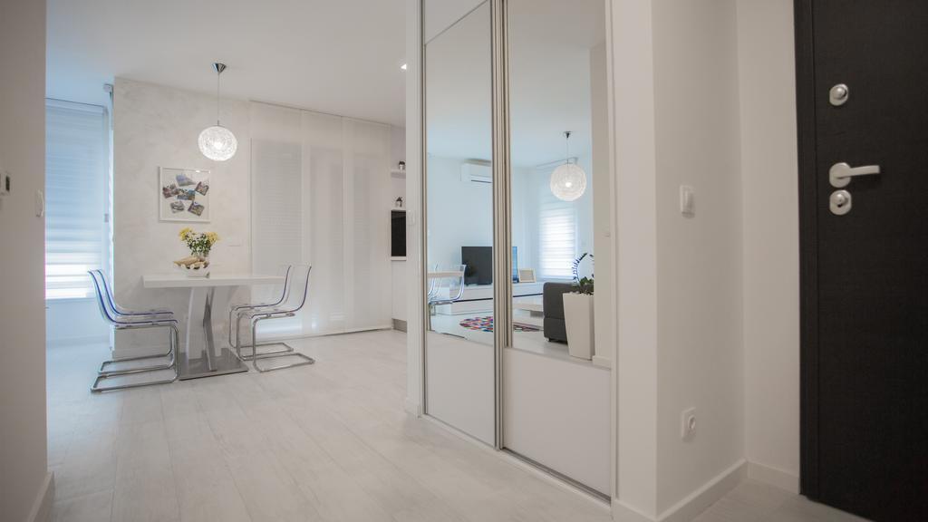 New Modern Apartment "Marjan" ポドストラナ エクステリア 写真