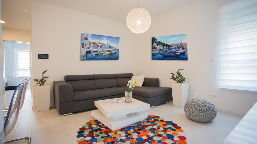 New Modern Apartment "Marjan" ポドストラナ エクステリア 写真